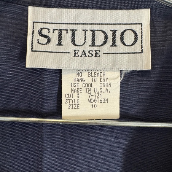 Vintage 80s 90s Tapestry Dark Floral Vest Brocade Cottagecore Fall Rose Academia - Picture 4 of 6